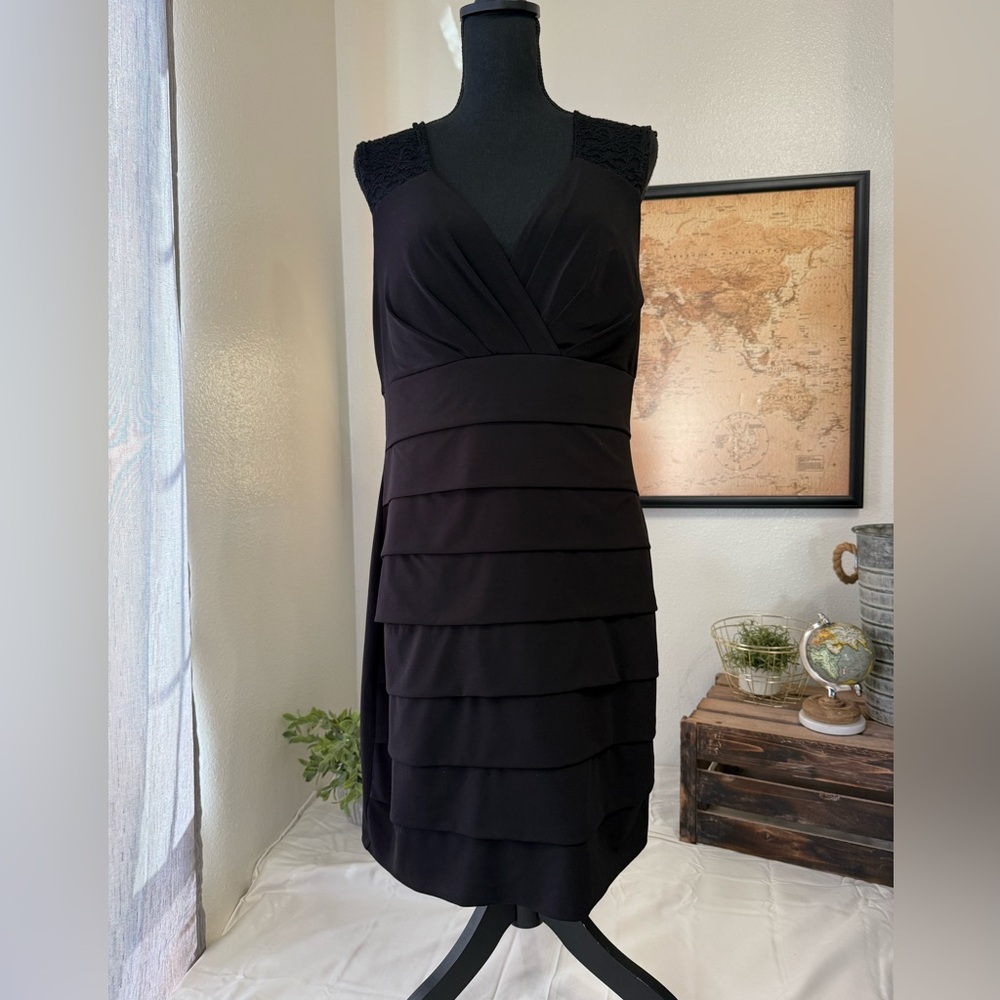 En Focus black dress size 14P